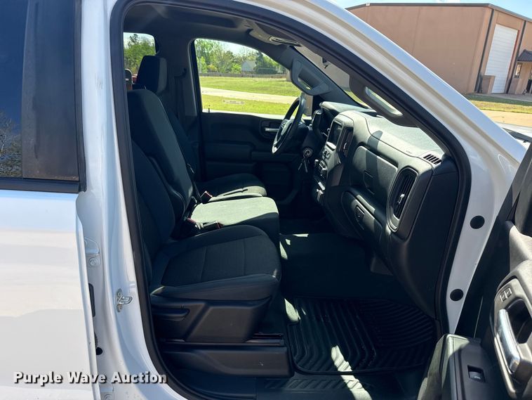 image for item NK9149 2021 Chevrolet Silverado 1500 Crew Cab pickup truck