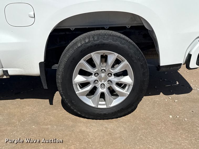 image for item NK9149 2021 Chevrolet Silverado 1500 Crew Cab pickup truck