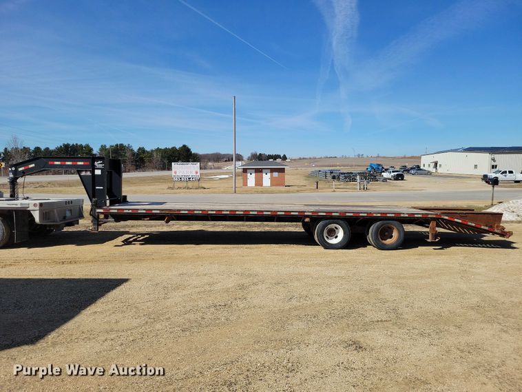 image for item NK9915 2013 Behnke equipment trailer