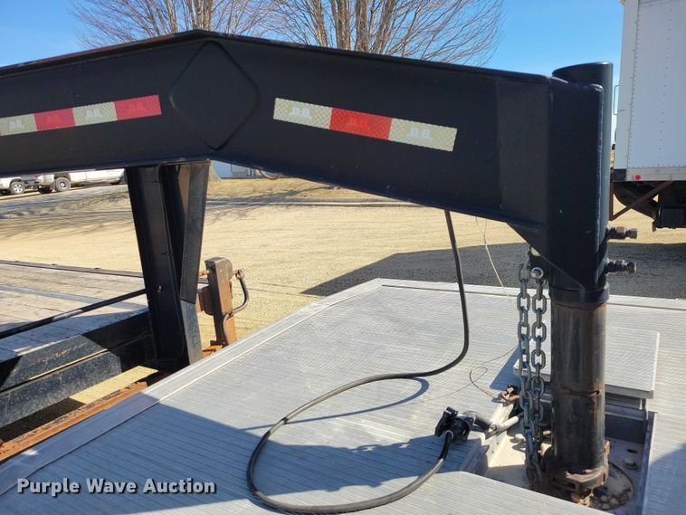 image for item NK9915 2013 Behnke equipment trailer