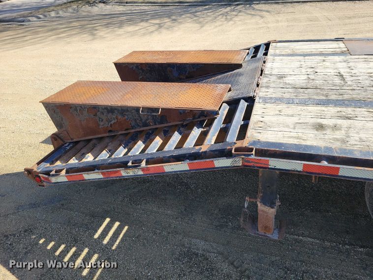image for item NK9915 2013 Behnke equipment trailer