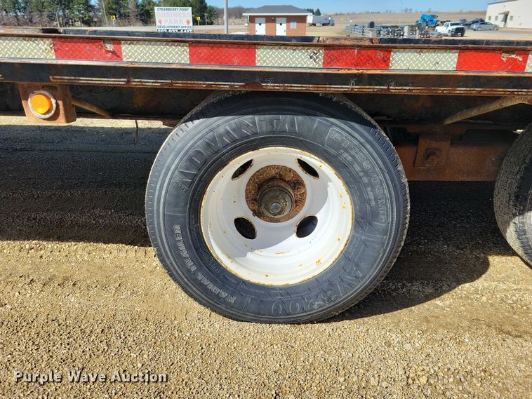 image for item NK9915 2013 Behnke equipment trailer