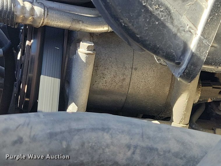 image for item NK9916 2004 GMC C5500 box truck