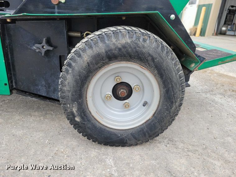 image for item NK9933 2016 Ryan Lawnaire  ZTS aerator