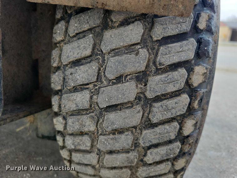 image for item NK9933 2016 Ryan Lawnaire  ZTS aerator