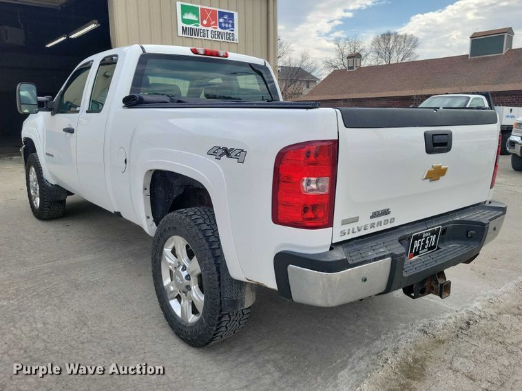 image for item NK9934 2012 Chevrolet  Silverado 2500HD  Ext. Cab pickup truck