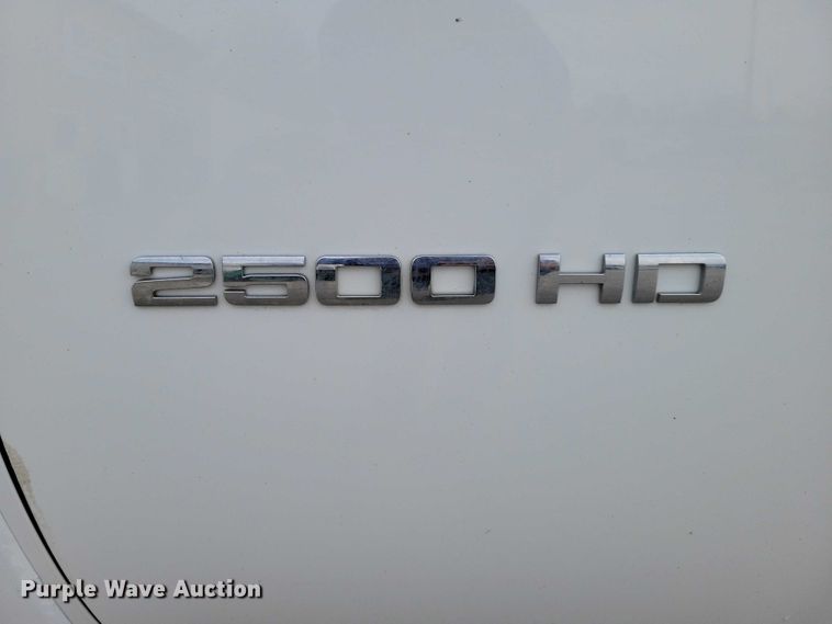 image for item NK9934 2012 Chevrolet  Silverado 2500HD  Ext. Cab pickup truck