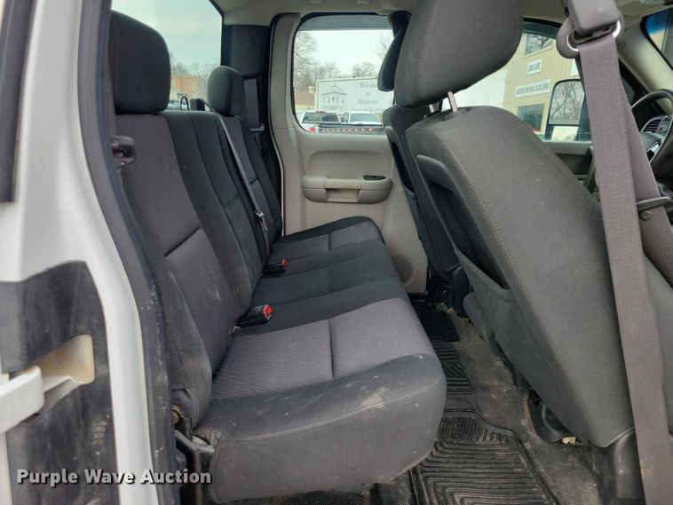 image for item NK9934 2012 Chevrolet  Silverado 2500HD  Ext. Cab pickup truck