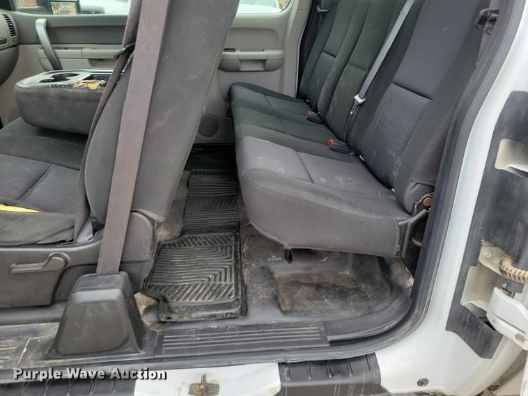 image for item NK9934 2012 Chevrolet  Silverado 2500HD  Ext. Cab pickup truck