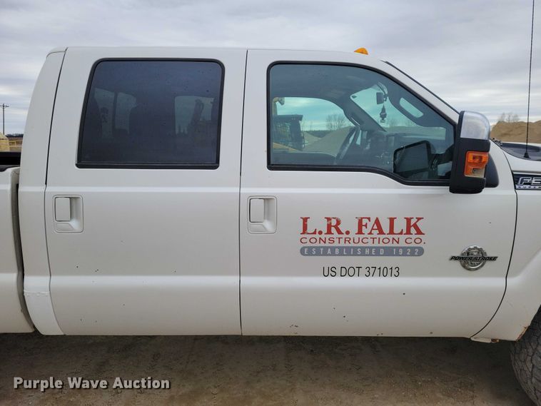 image for item NK9939 2014 Ford F350 Super Duty Crew Cab pickup truck