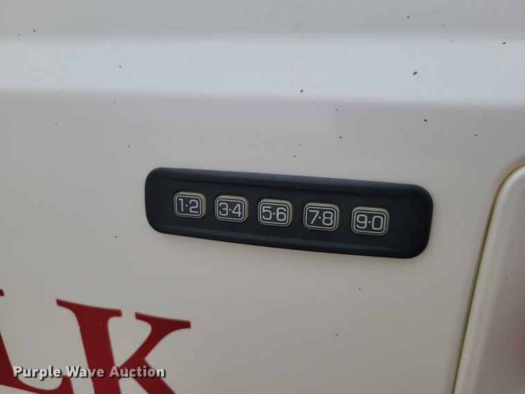 image for item NK9939 2014 Ford F350 Super Duty Crew Cab pickup truck