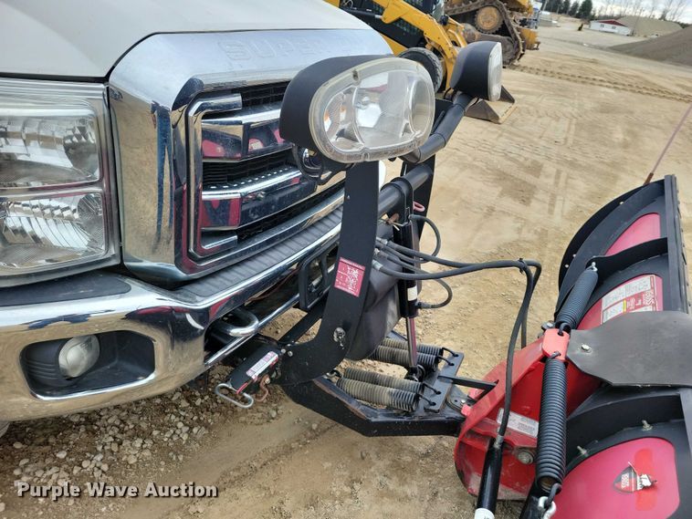 image for item NK9939 2014 Ford F350 Super Duty Crew Cab pickup truck