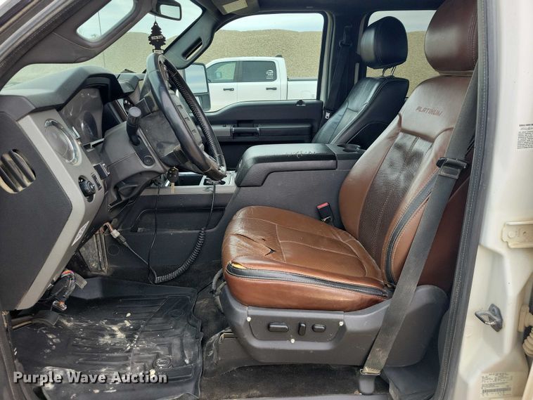 image for item NK9939 2014 Ford F350 Super Duty Crew Cab pickup truck