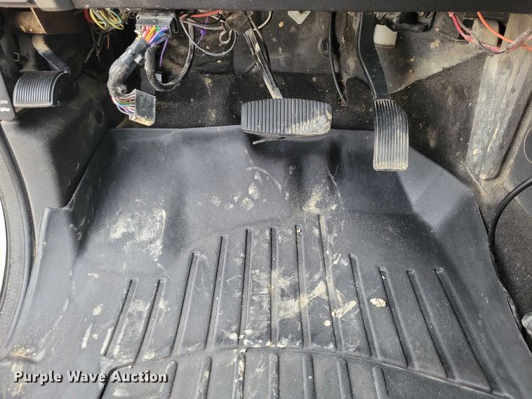 image for item NK9939 2014 Ford F350 Super Duty Crew Cab pickup truck