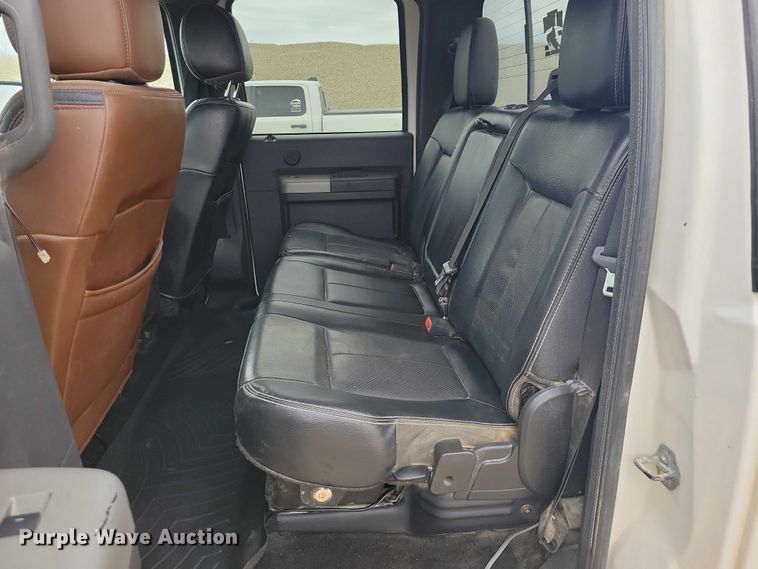 image for item NK9939 2014 Ford F350 Super Duty Crew Cab pickup truck