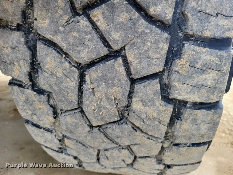 image for item NK9939 2014 Ford F350 Super Duty Crew Cab pickup truck