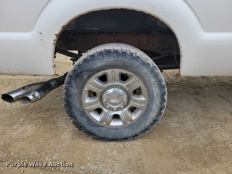 image for item NK9939 2014 Ford F350 Super Duty Crew Cab pickup truck