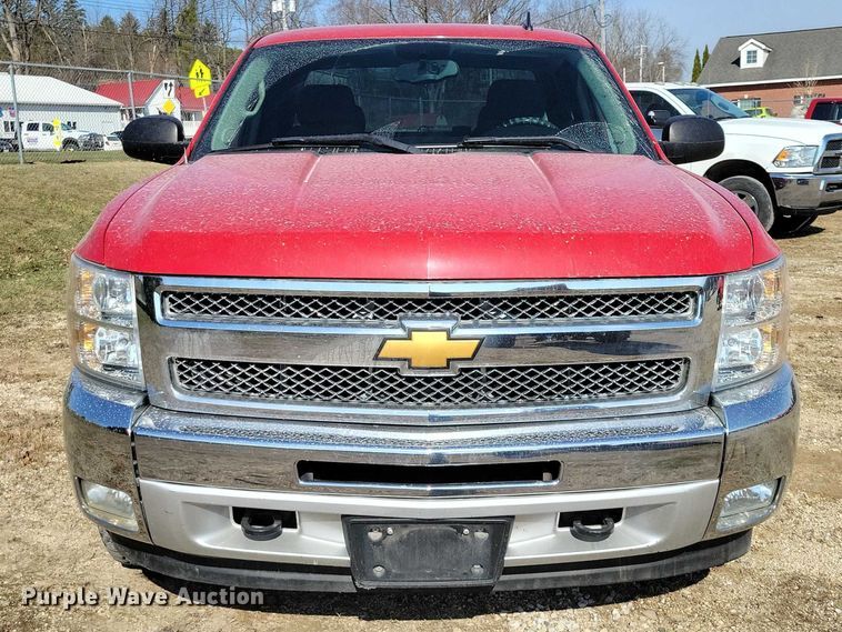 image for item NK9952 2013 Chevrolet  Silverado 1500 Ext. Cab pickup truck