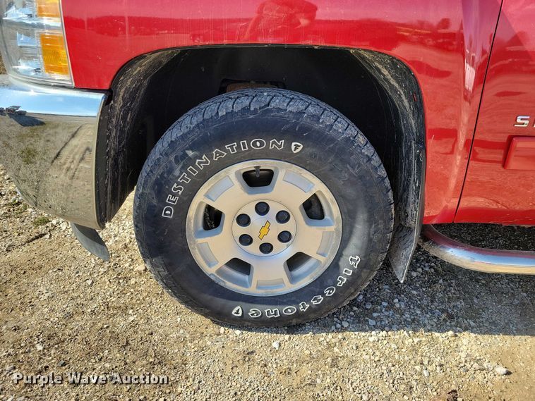 image for item NK9952 2013 Chevrolet  Silverado 1500 Ext. Cab pickup truck