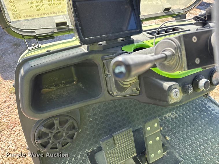 image for item YA1556 2024 Evolution Lithium LifePO4 golf cart