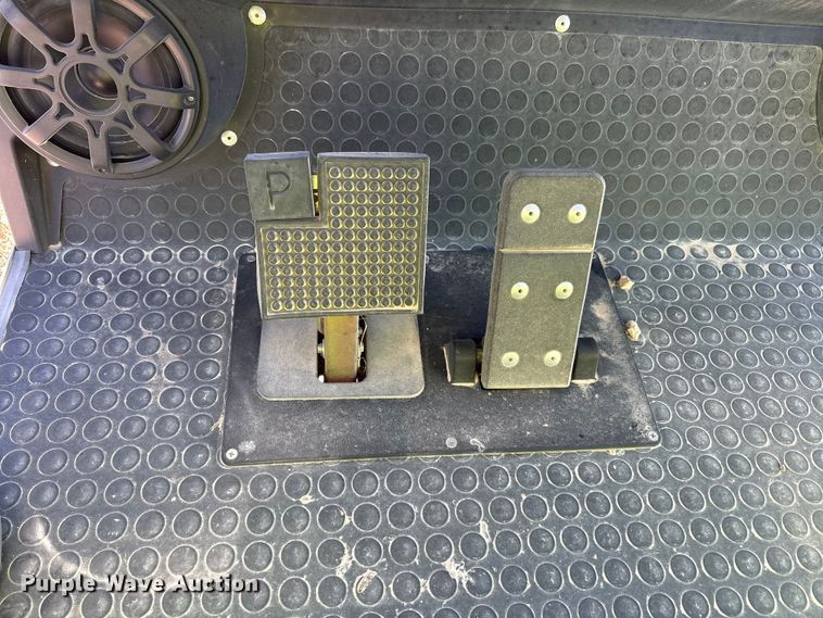 image for item YA1556 2024 Evolution Lithium LifePO4 golf cart