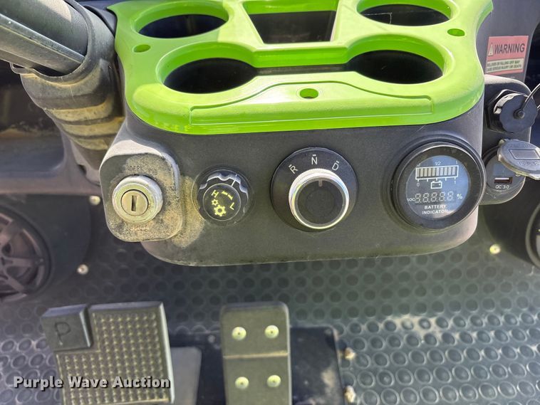 image for item YA1556 2024 Evolution Lithium LifePO4 golf cart