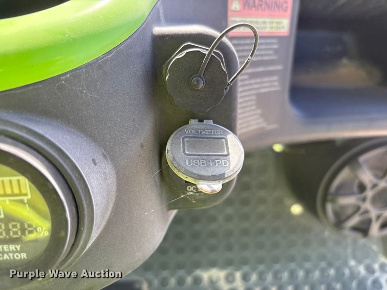 image for item YA1556 2024 Evolution Lithium LifePO4 golf cart