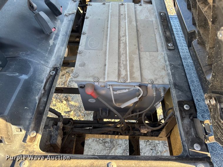 image for item YA1598 2023 HDK Evolution golf cart