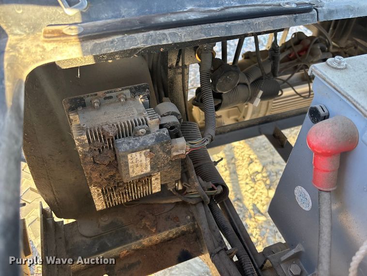 image for item YA1598 2023 HDK Evolution golf cart