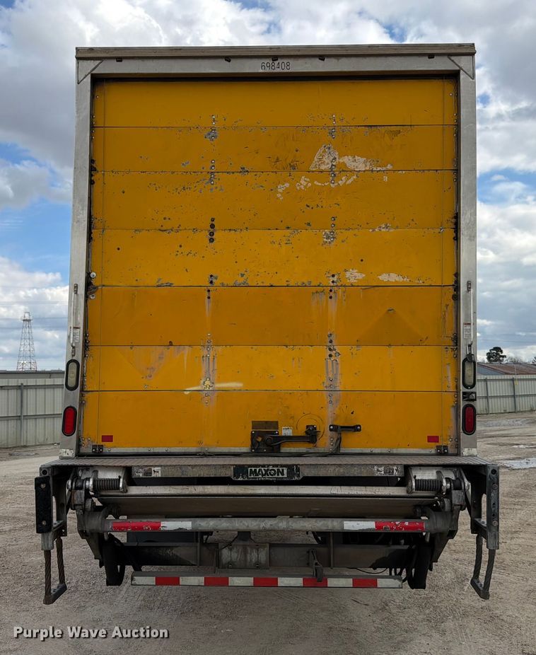 image for item YA2082 2015 Freightliner Business Class M2 box truck