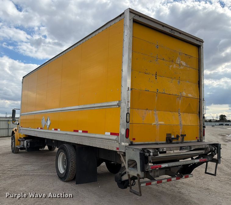 image for item YA2082 2015 Freightliner Business Class M2 box truck