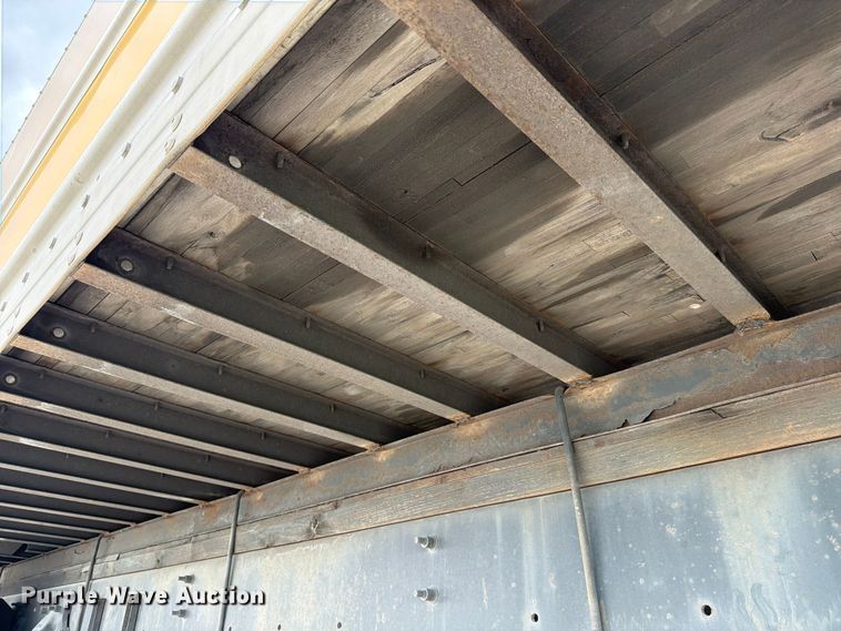 image for item YA2082 2015 Freightliner Business Class M2 box truck