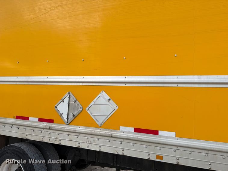 image for item YA2082 2015 Freightliner Business Class M2 box truck