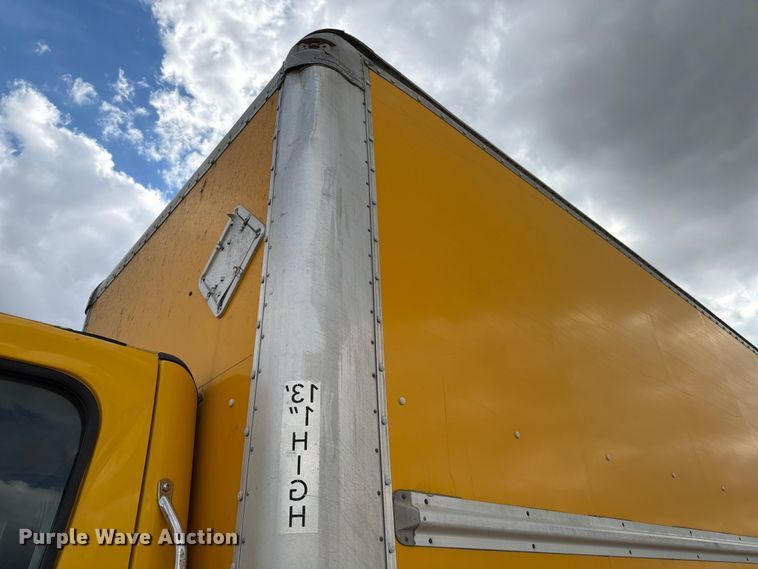 image for item YA2082 2015 Freightliner Business Class M2 box truck