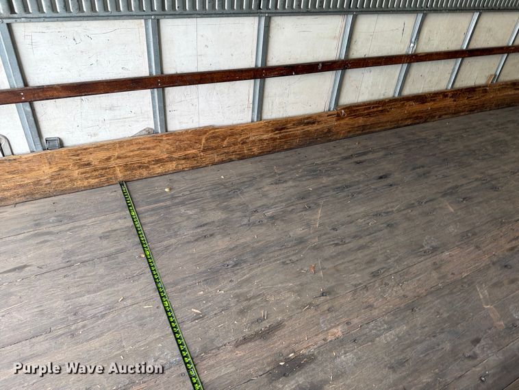 image for item YA2082 2015 Freightliner Business Class M2 box truck