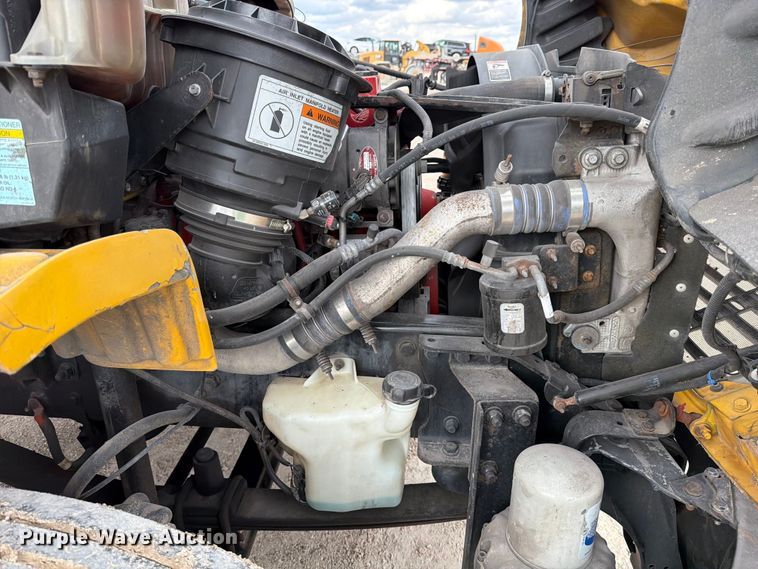 image for item YA2082 2015 Freightliner Business Class M2 box truck