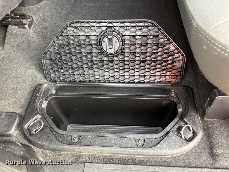 image for item YA2422 2020 RAM 1500 Big Horn Crew Cab pickup truck