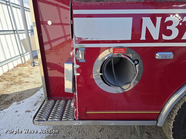 image for item YA2651 2006 Peterbilt 357 pumper fire truck