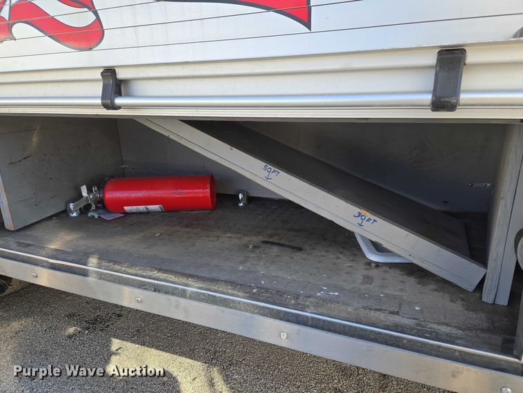 image for item YA2651 2006 Peterbilt 357 pumper fire truck