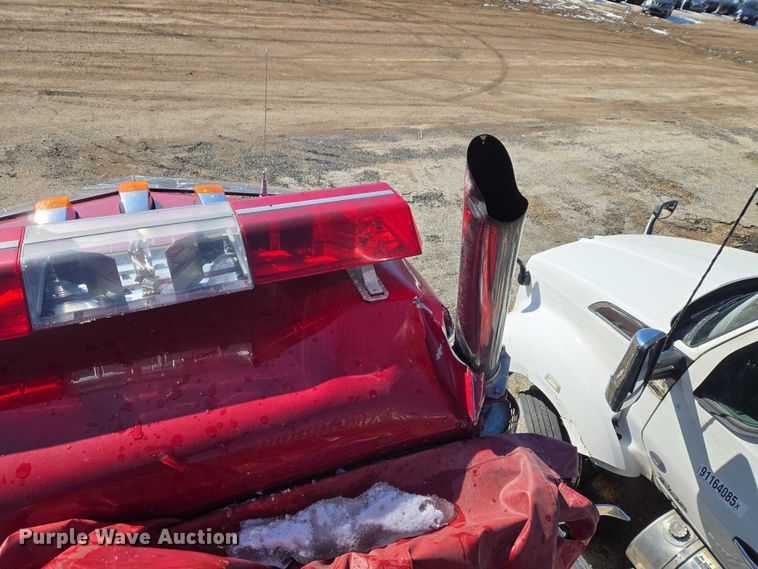 image for item YA2651 2006 Peterbilt 357 pumper fire truck