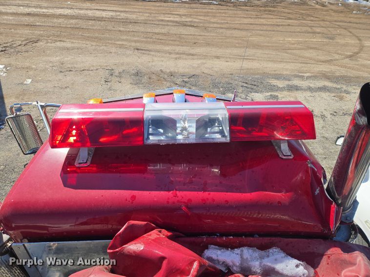 image for item YA2651 2006 Peterbilt 357 pumper fire truck