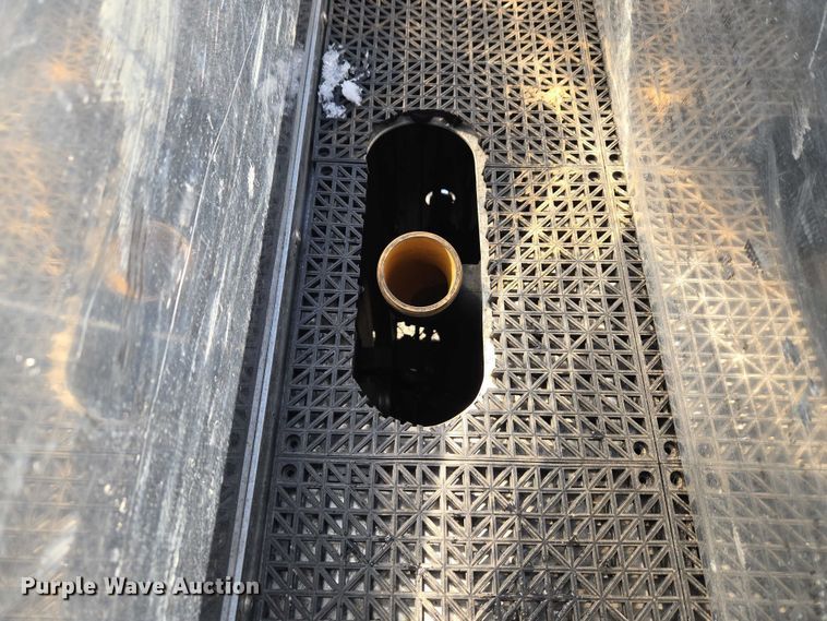 image for item YA2651 2006 Peterbilt 357 pumper fire truck