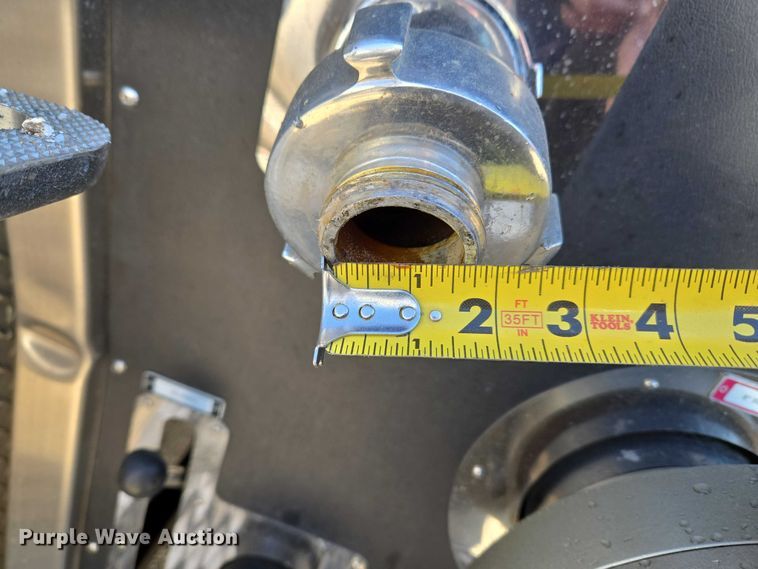 image for item YA2651 2006 Peterbilt 357 pumper fire truck