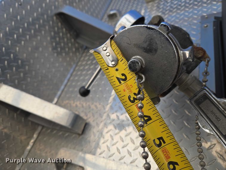 image for item YA2651 2006 Peterbilt 357 pumper fire truck