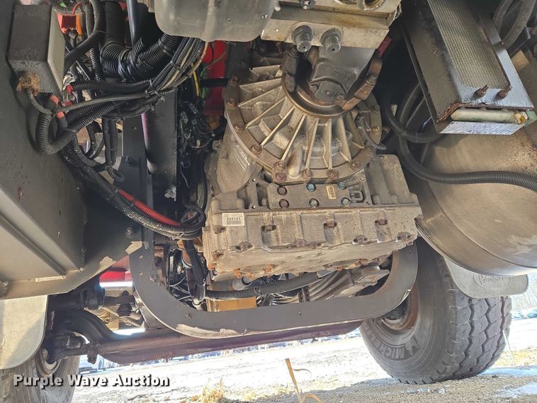 image for item YA2651 2006 Peterbilt 357 pumper fire truck