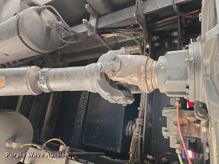 image for item YA2651 2006 Peterbilt 357 pumper fire truck