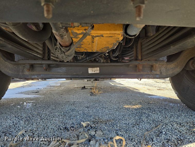 image for item YA2651 2006 Peterbilt 357 pumper fire truck