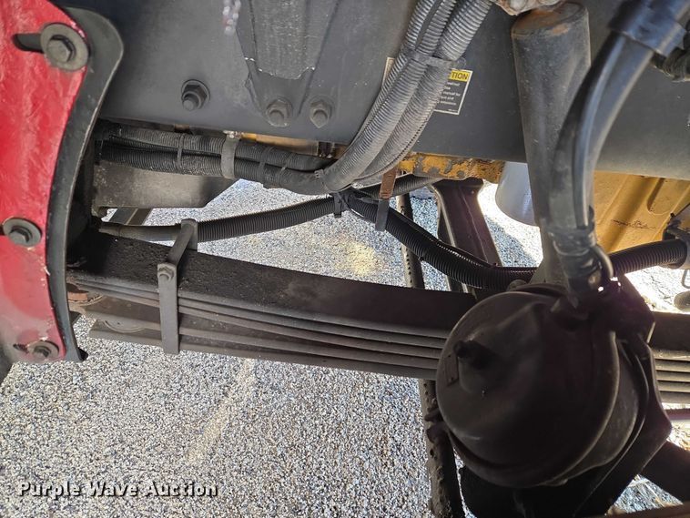 image for item YA2651 2006 Peterbilt 357 pumper fire truck