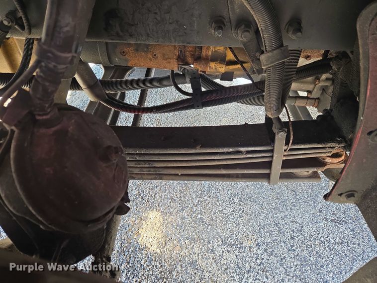 image for item YA2651 2006 Peterbilt 357 pumper fire truck