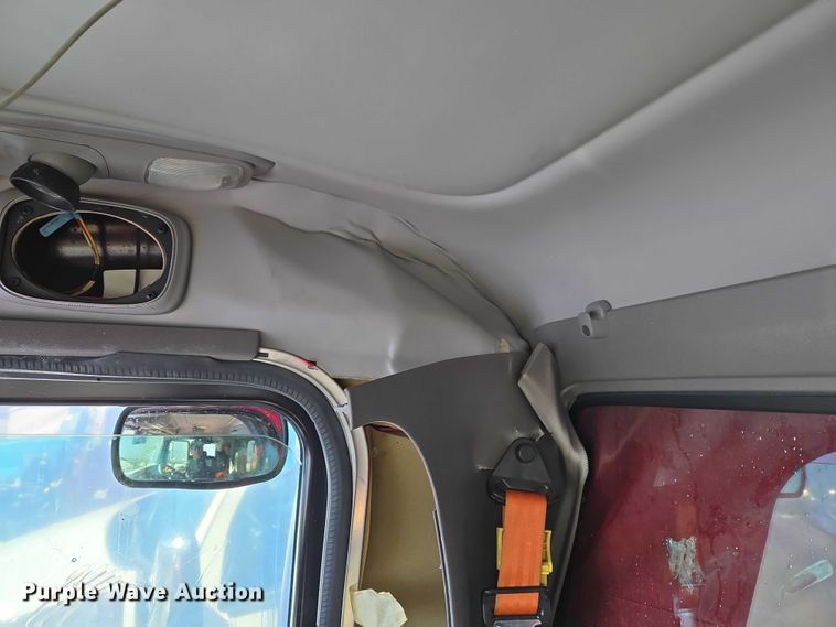 image for item YA2651 2006 Peterbilt 357 pumper fire truck